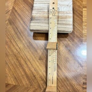 Vintage Decor RITZ Shoe Sizer Stick